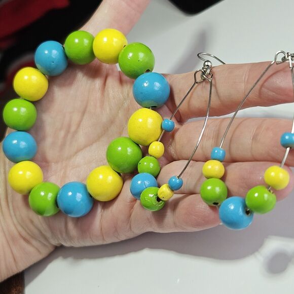 Yellow, Blue Green Silver Tone Matching Wood Beaded Earrings Bracelet Set 7.25" - Picture 4 of 16
